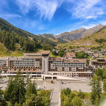Hotel Hotiday La Thuile