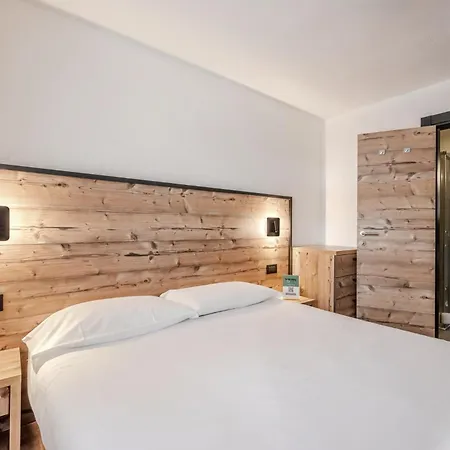 Hotel Hotiday Collection -